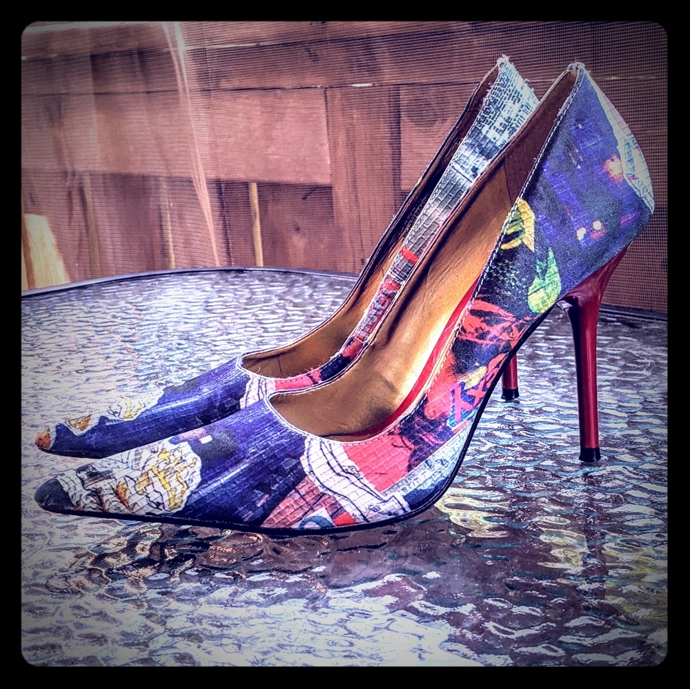 🍃Carlos High Heel Pumps Size 7.5 Bold Print